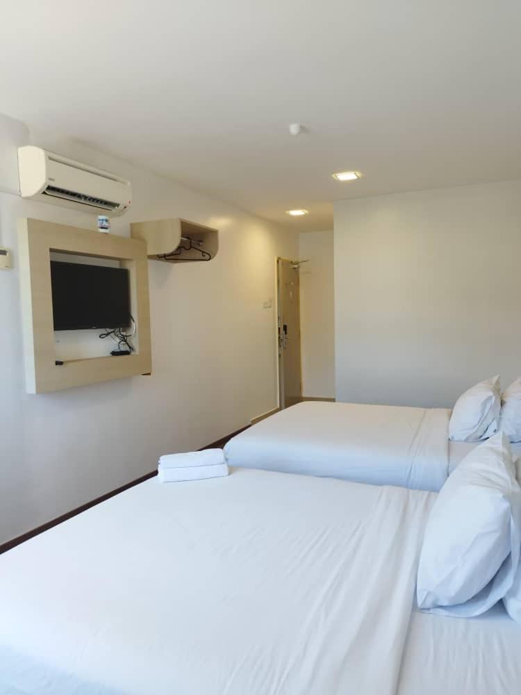 Santai Morib Hotel Exterior photo